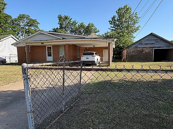 2nd image of 105 E Olympia Ave