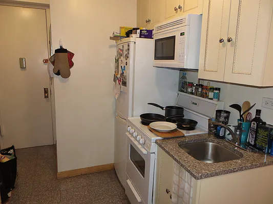 Rented by Majesty Management | media 59