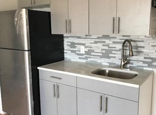 203 Beach 31st St #1, Far Rockaway, NY 11691