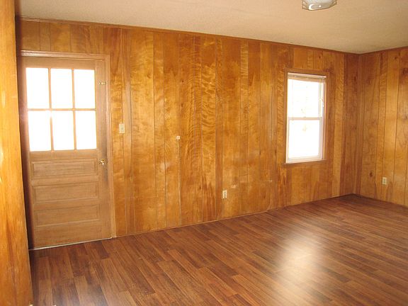 rec ,gamer or studay room