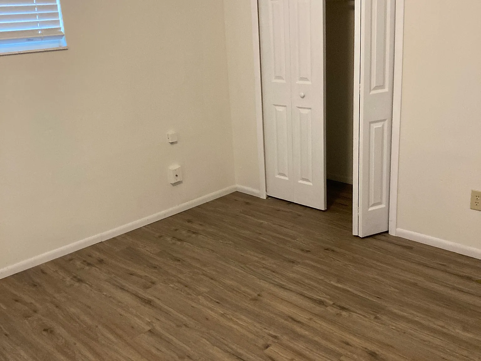 3 bed, 1116 sqft, $2,300 — Photo 2