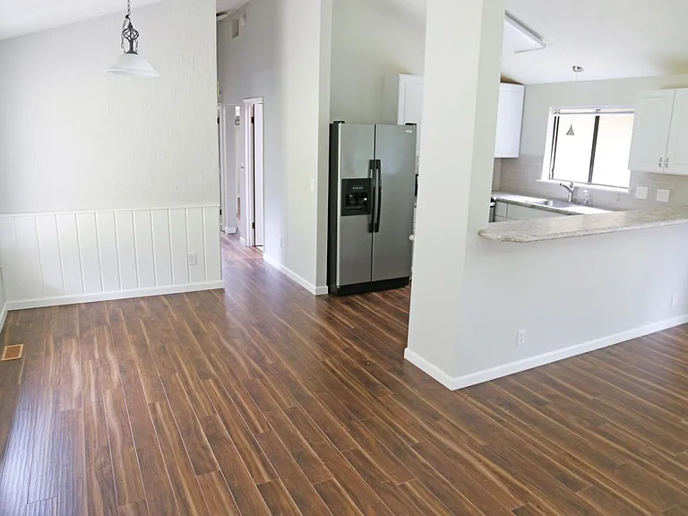 9247 SW 8th Dr — Photo 4