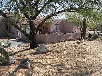 1st image of 861 W Krizan Dr