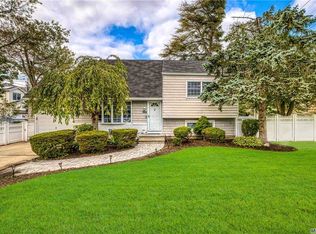 1720 Cornelius Ave, Wantagh, NY 11793
