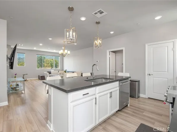 1414 Sea Ln, San Pedro, CA 90732