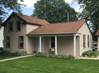 5740 Main St, Gratiot, WI 53541
