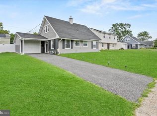 17 Ballad Ln, Willingboro, NJ 08046