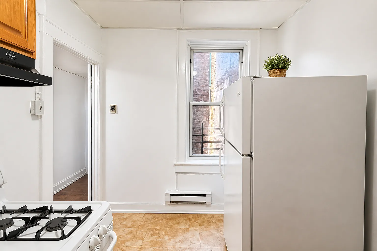 1 bed, $1,650 — Photo 3