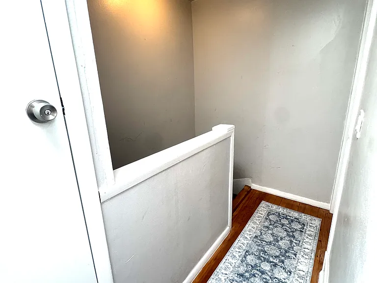 21-41 28th St #3 — Photo 12