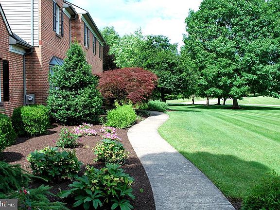 4th image of 145 Weston Dr