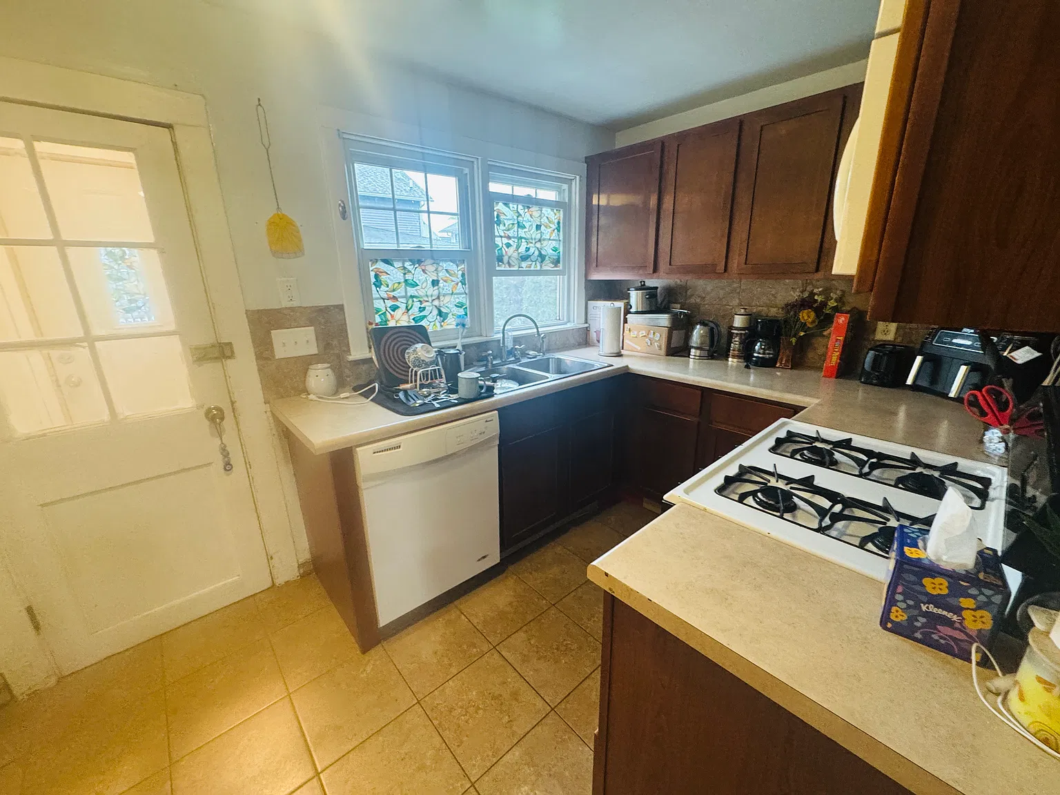 412 N Dubuque St — Photo 2