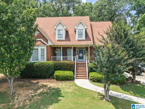 1505 Cypress Ln, Hoover, AL 35244