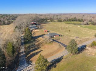 2095 Bible Hill Rd, Parsons, TN 38363