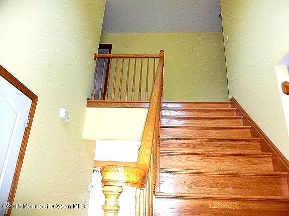 5th image of 111 Admiral Ave