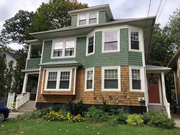 256 President Ave, Providence, RI 02906
