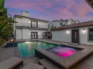 5537 Sylvia Ave, Tarzana, CA 91356