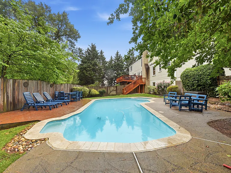 911 Riva Ridge Dr — Photo 50