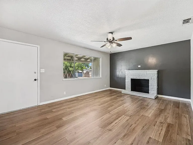 817 Oakland Ave — Photo 17
