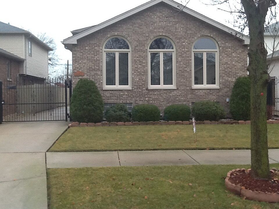 1st image of 10847 S Ave E