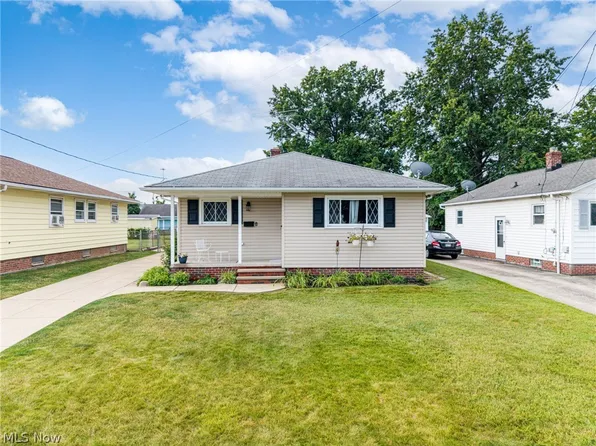 24880 Stephen Ave, Euclid, OH 44123