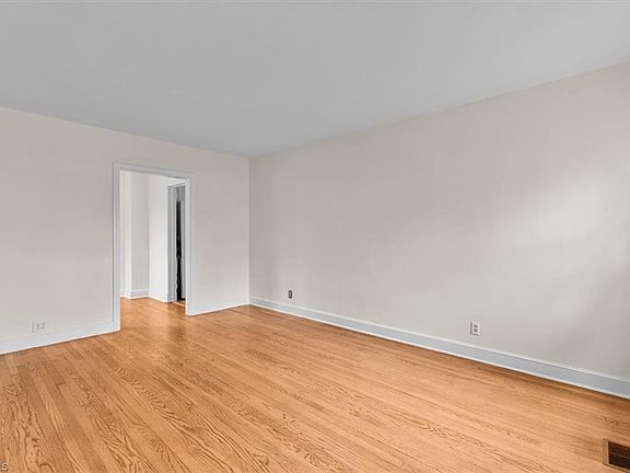 4th image of 1216 Pamlico Dr