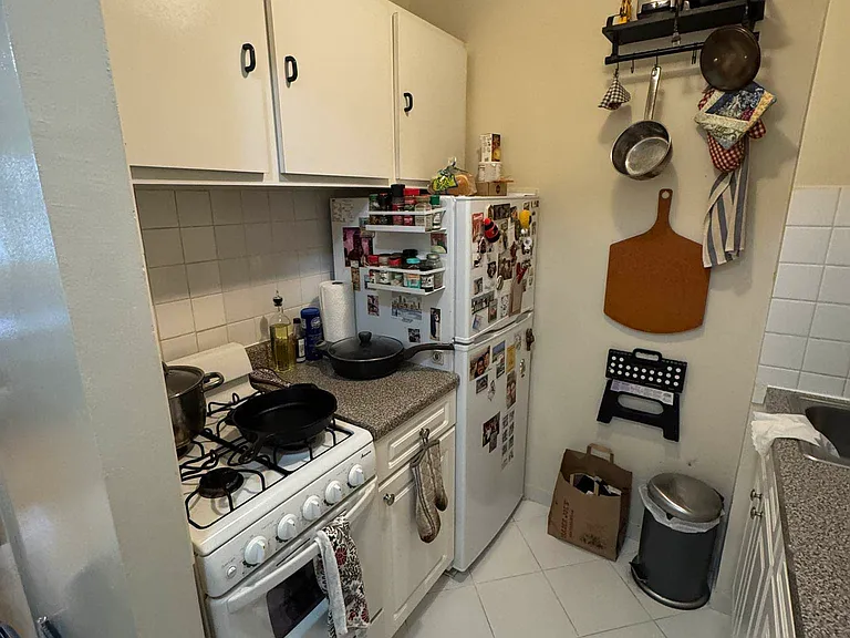 329 E 63rd St #6J — Photo 16