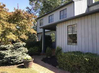 204 Brokaw Ct, Hillsborough, NJ 08844