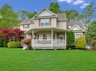 2 Highland Dr, Jackson, NJ 08527