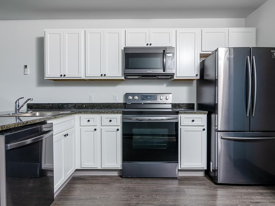 128 Grand Ave Johnson City NY Zillow