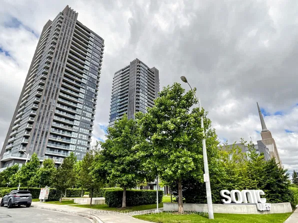 2 Sonic Way #2912, Toronto, ON M3C 0P2