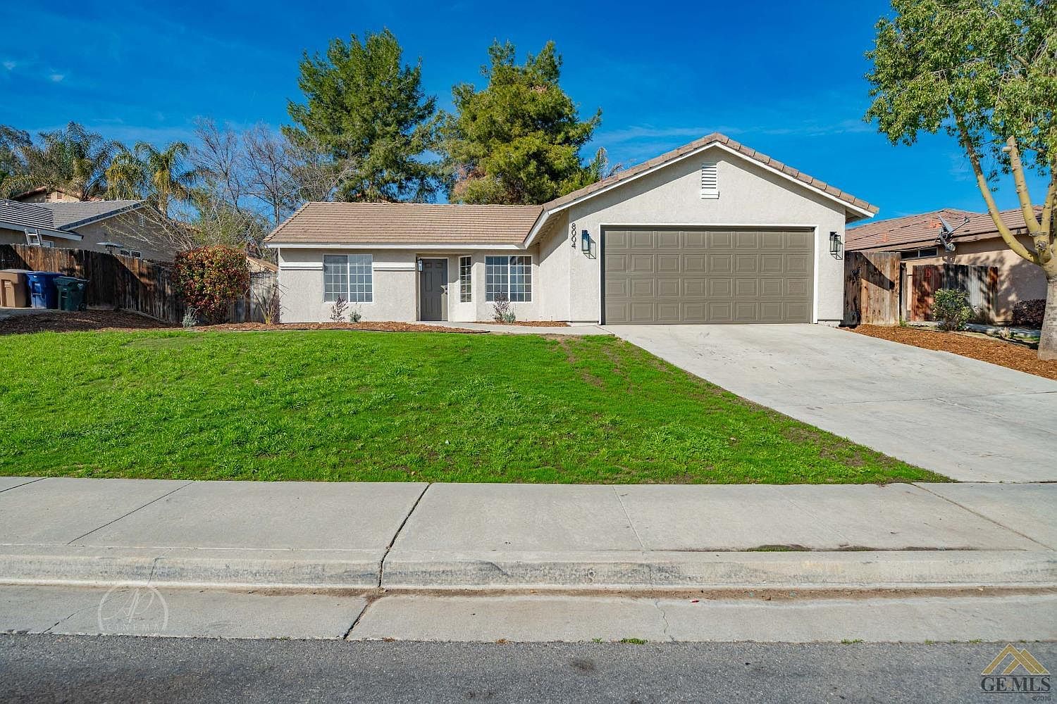 8004 Dennis Ct, Bakersfield, CA 93306 Zillow
