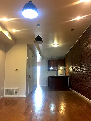 Rented by Brooklyn Key | media 71