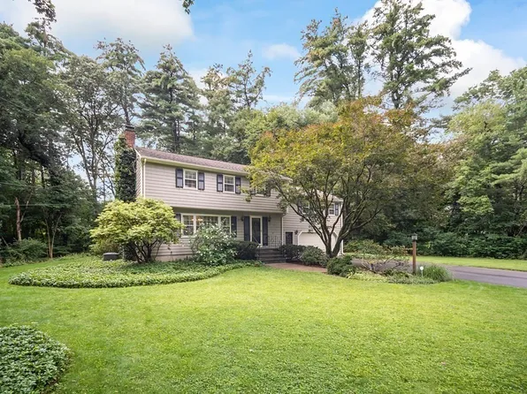 15 Drum Ln, Sudbury, MA 01776