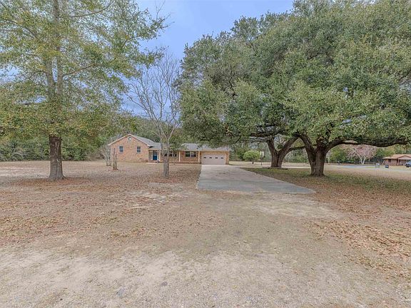 4th image of 2700 Nandora Ave