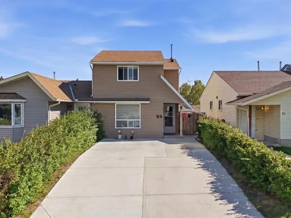 53 N Falchurch Rd NE, Calgary, AB T3J 1G6