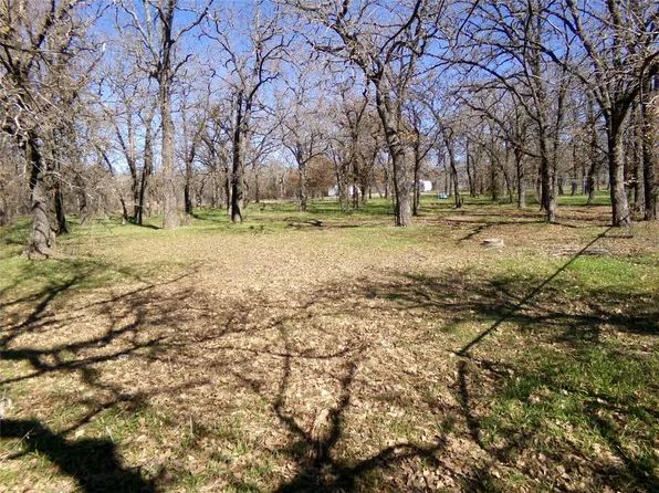 146 Deerwood Ln, Springtown, TX 76082