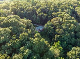 552 Squaw Rock Rd, Moosup, CT 06354