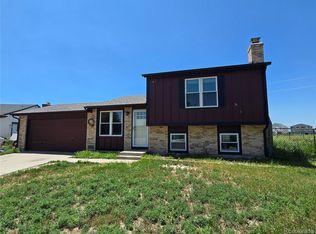 275 McKinley Dr, Bennett, CO 80102
