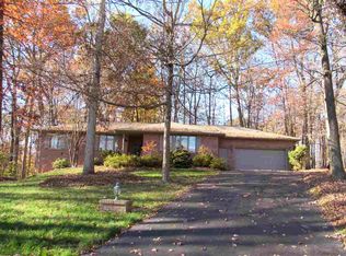 4606 N Chatham Dr, Bloomington, IN