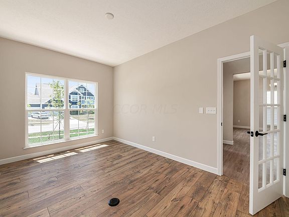5th image of 4147 Domnall Dr