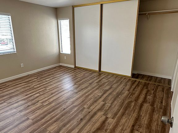 3rd image of 2311 Sycamore Glen Dr APT 1
