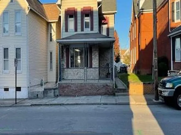 204 Centennial Ave, Hanover, PA 17331