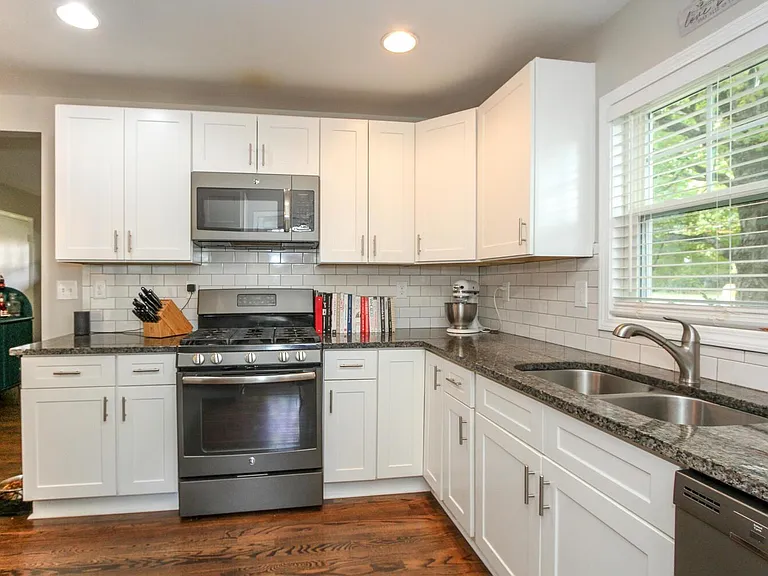 3601 Craig Ave — Photo 7