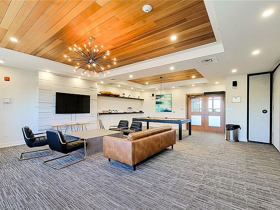 5th image of 320 Plains Rd E #212
