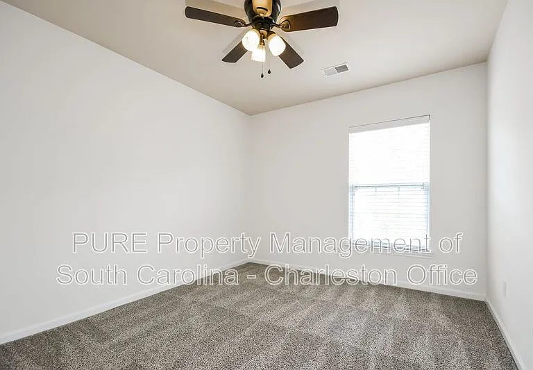 191 Emerald Isle Dr — Photo 12