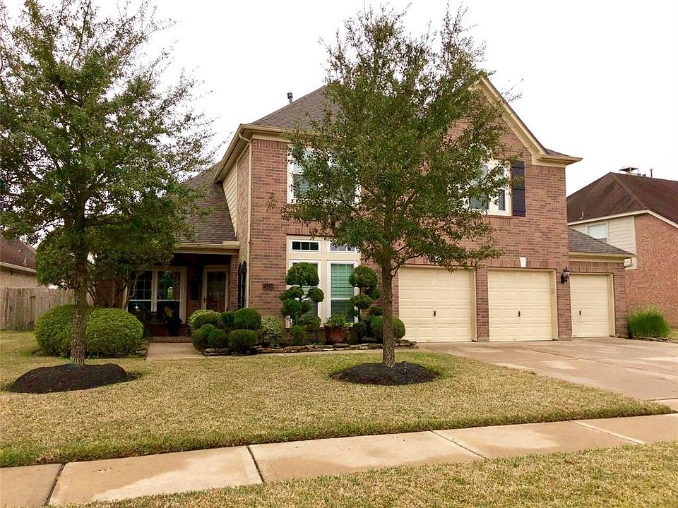 1st image of 15318 Cumberland Oak Way
