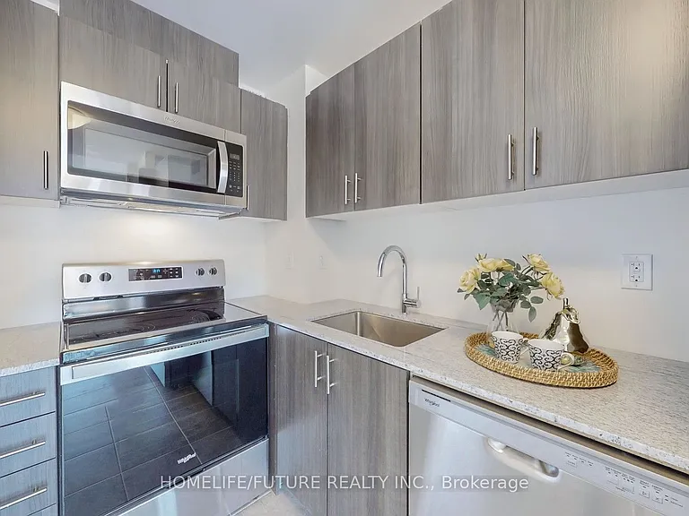 235 McLevin Ave #21 — Photo 16