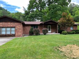 45 Hunter Church Rd, Hazard, KY 41701