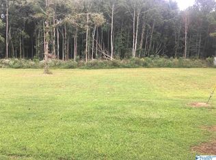 89 County Rd, Fort Payne, AL 35967