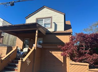 51 Malone Ave, Long Beach, NY 11561